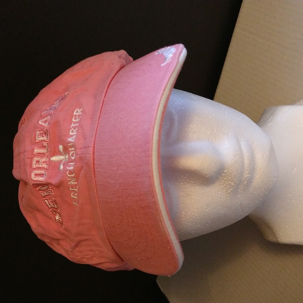 NWOT. New Orleans French quarter baseball cap.